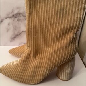 Cope Robbin Beige Boots